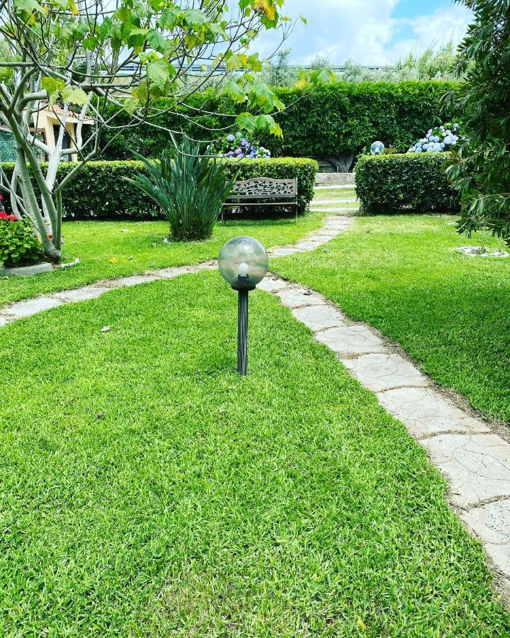 B&B Villa Dei Fiori Санта-Эуфемия-Ламеция Экстерьер фото