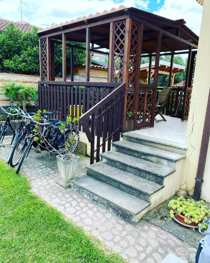 B&B Villa Dei Fiori Санта-Эуфемия-Ламеция Экстерьер фото